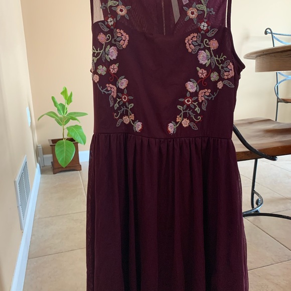 Xhilaration Large Maroon Dress with net and embroidery. Lovely! Worn once - Picture 7 of 11